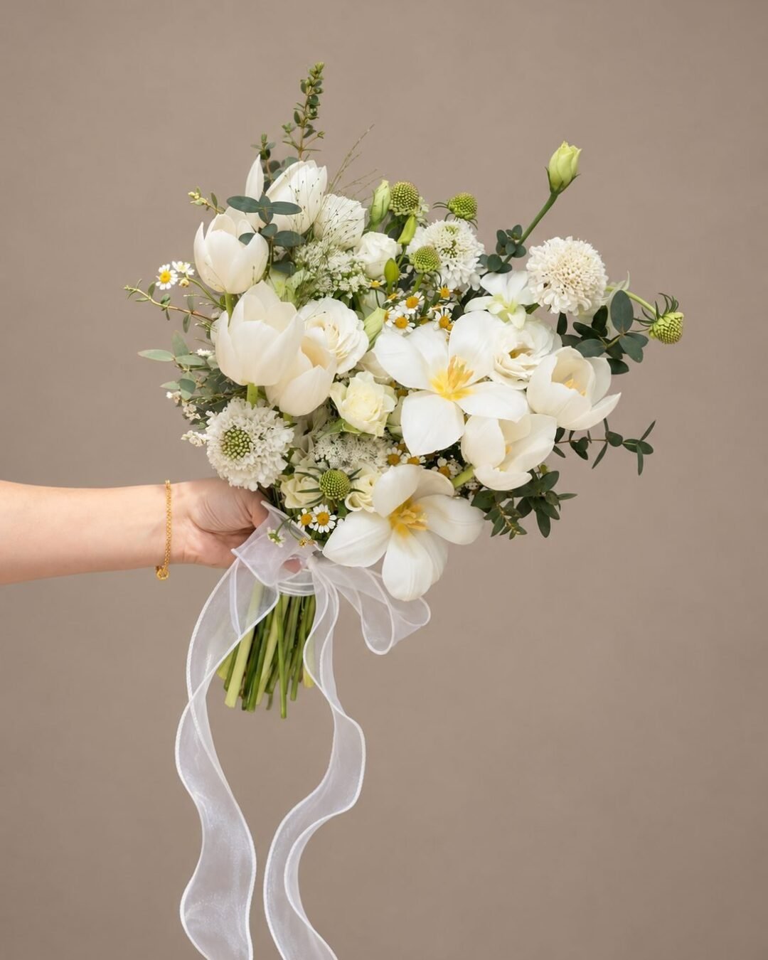 Jane classic · round bridal bouquet in ivory, white and eucalyptus
